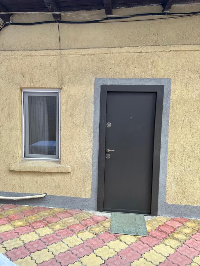 Apartamnet Regim Hotelier Bucarest Esterno foto